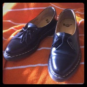 Dr martens pointed toe flats 8